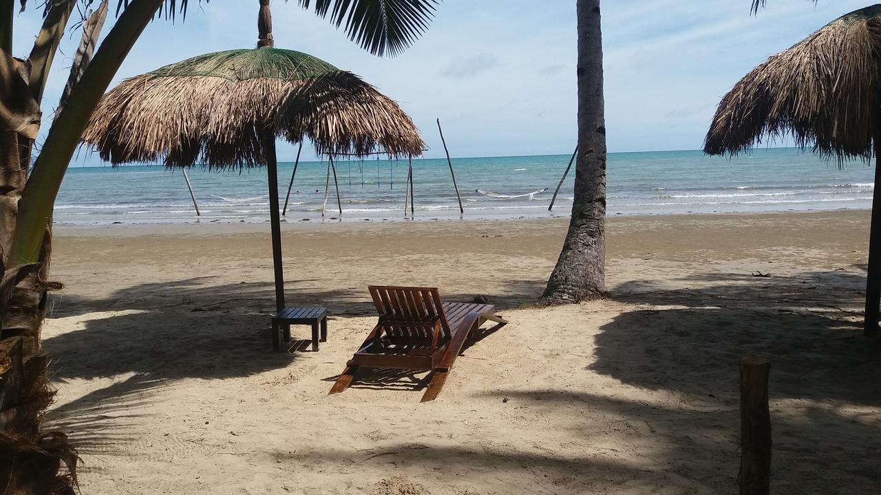 Peace & Love Beach Club Roxas  Luaran gambar