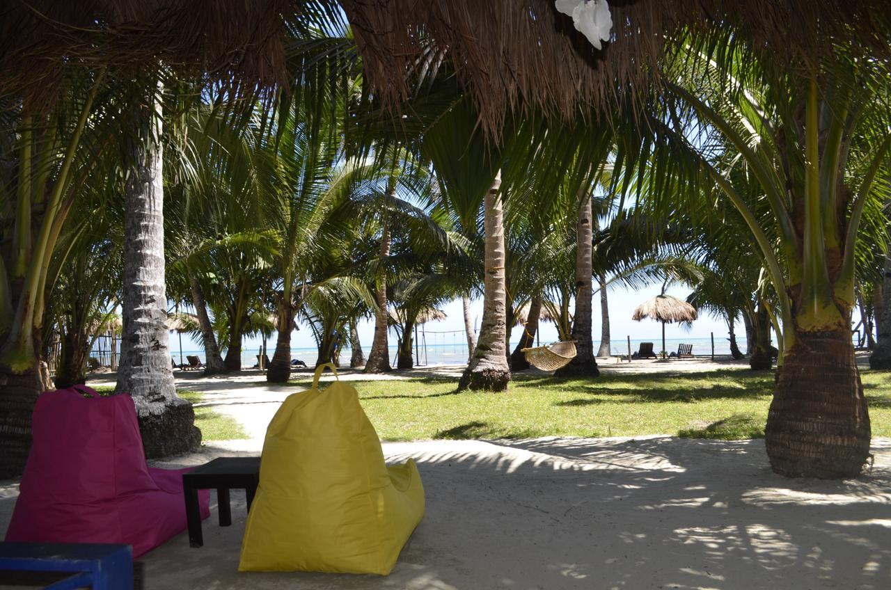 Peace & Love Beach Club Roxas  Luaran gambar
