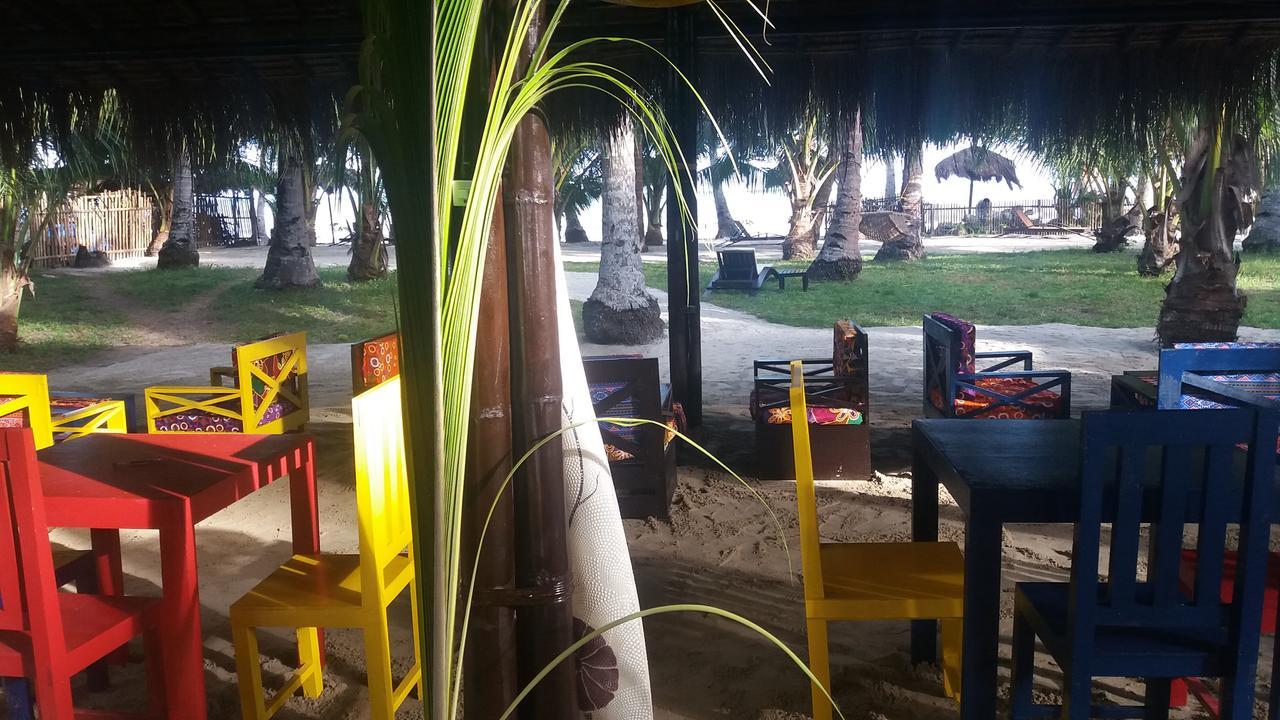Peace & Love Beach Club Roxas  Luaran gambar